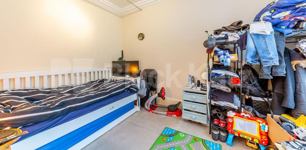 			2 Bedroom, 1 bath, 1 reception Flat			 Crouch Hill, Crouch End