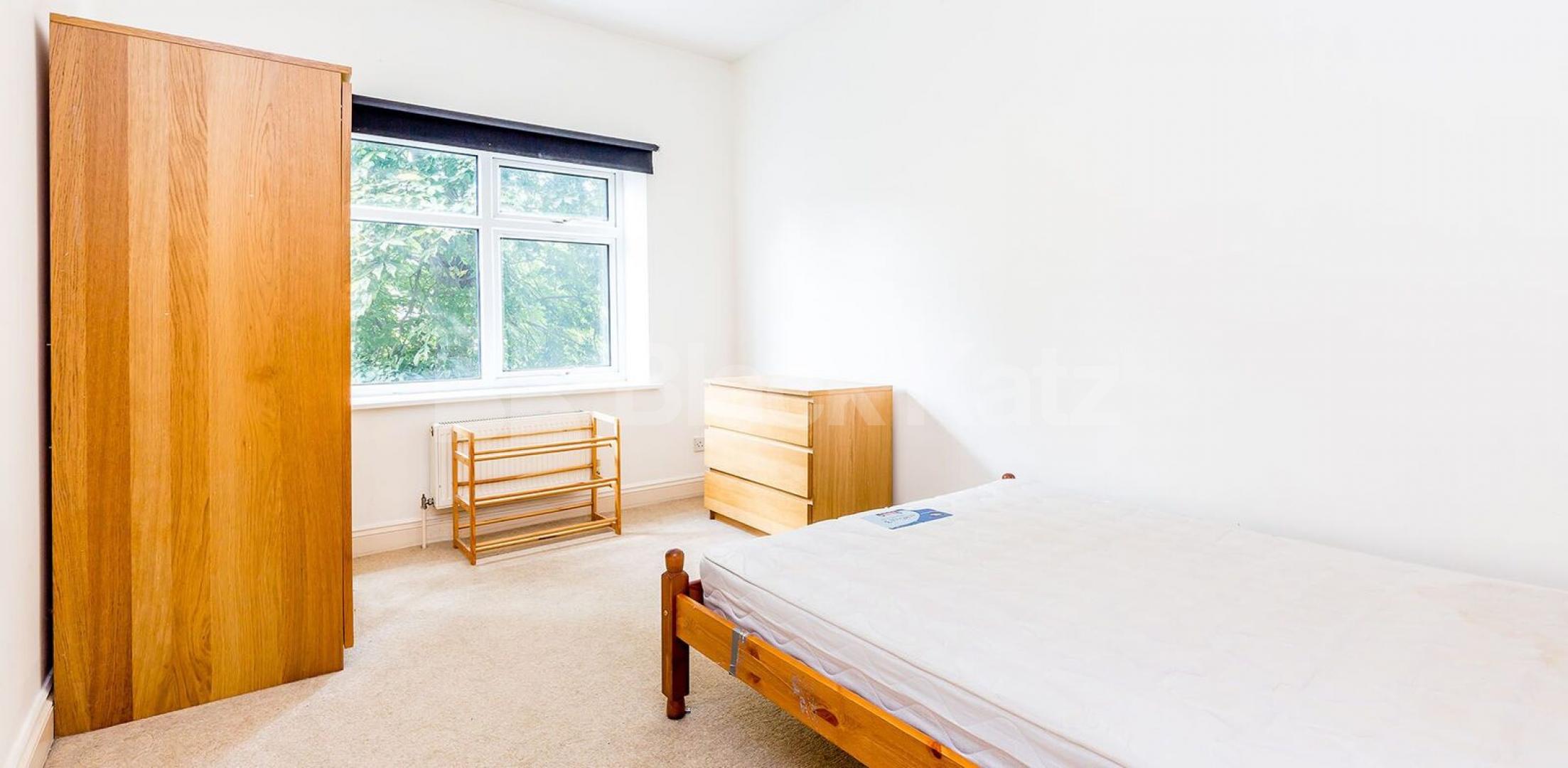 			2 Bedroom, 1 bath, 1 reception Flat			 Digby Crescent , FINSBURY PARK-CLISSOLD PARK-HIGHBURY