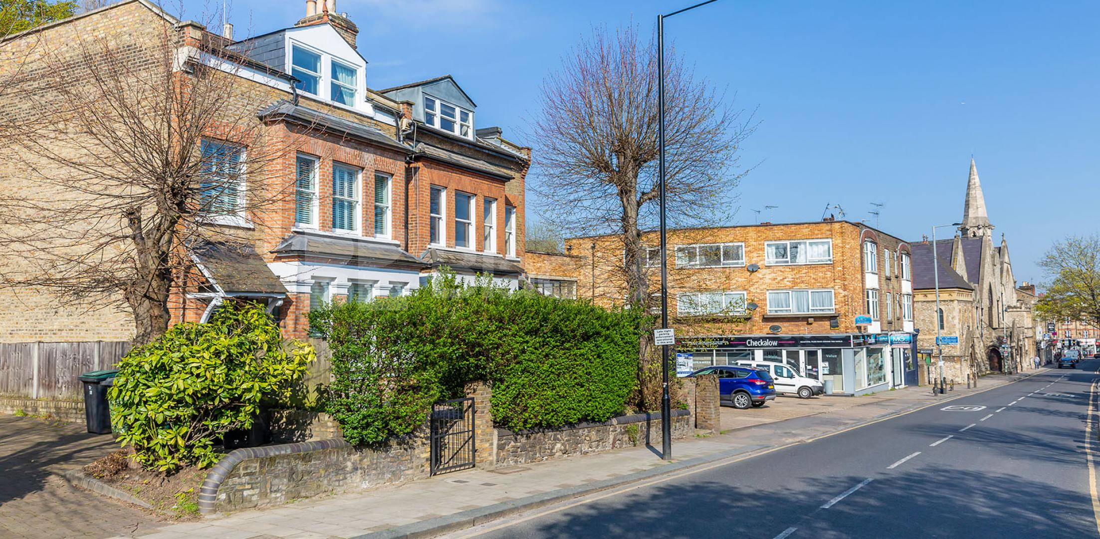			2 Bedroom, 1 bath, 1 reception Flat			 Crouch Hill, Crouch End