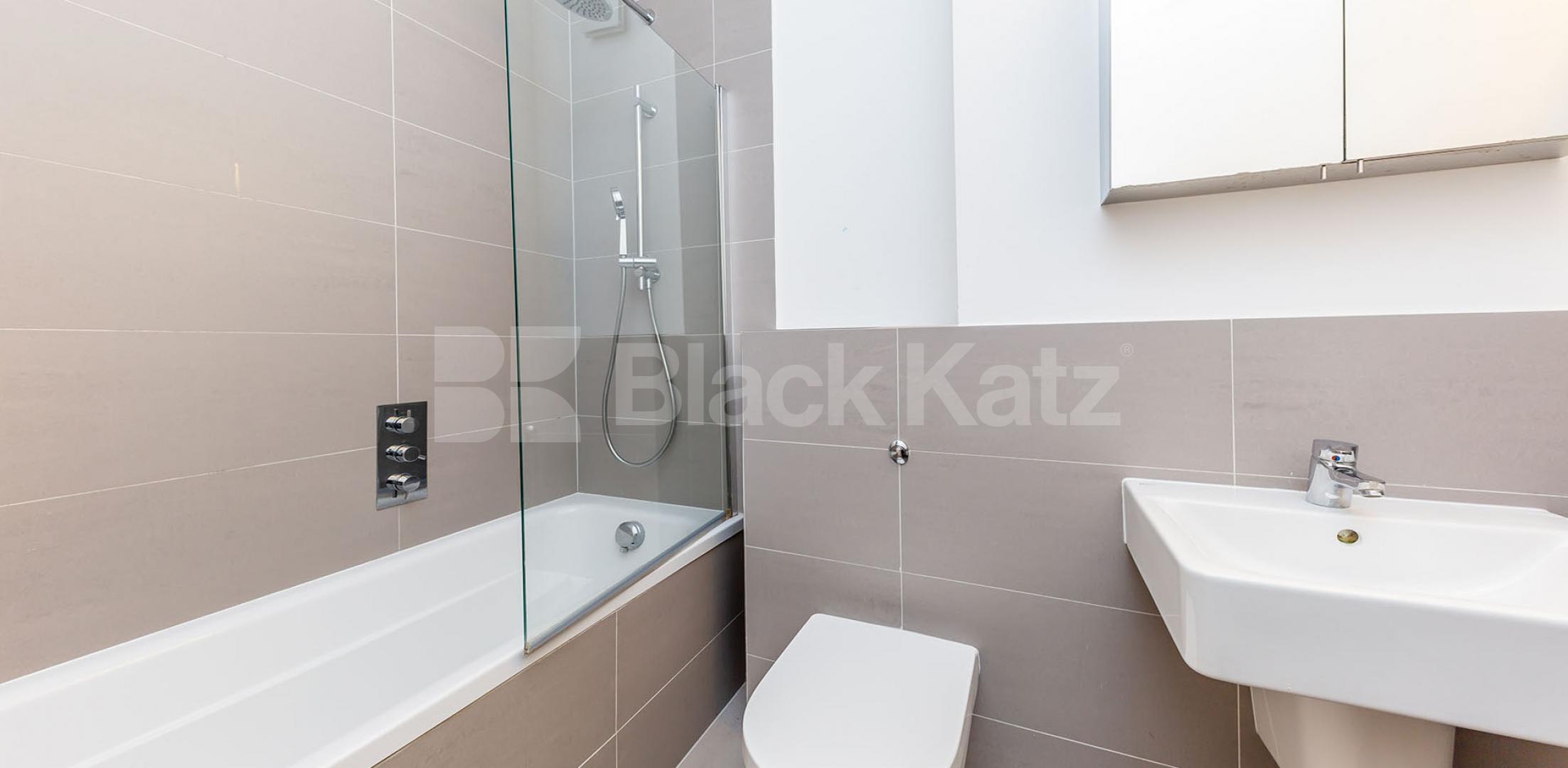 			WAREHOUSE CONVERSION, 2 Bedroom, 1 bath, 1 reception Apartment			  GROVE HOUSE-TUDOR ROAD, HACKNEY-BETHNAL GREEN-LONDON FIELDS