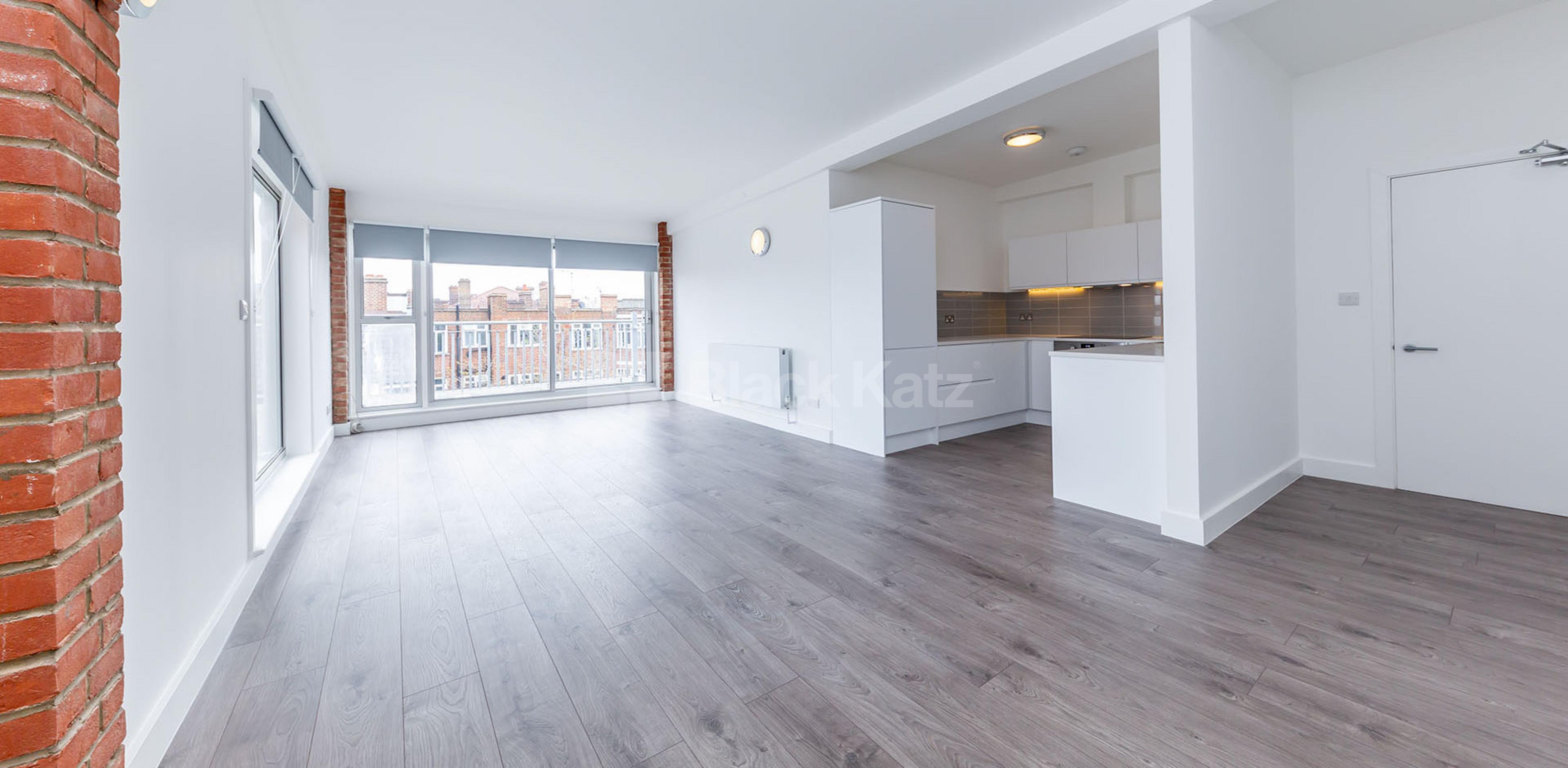 			NEWLY REFURBISHED 2 BEDROOM TWO BATHROOM, 2 Bedroom, 1 bath, 1 reception Apartment			  GROVE HOUSE-TUDOR ROAD,  HACKNEY-BETHNAL GREEN-LONDON FIELDS  E9