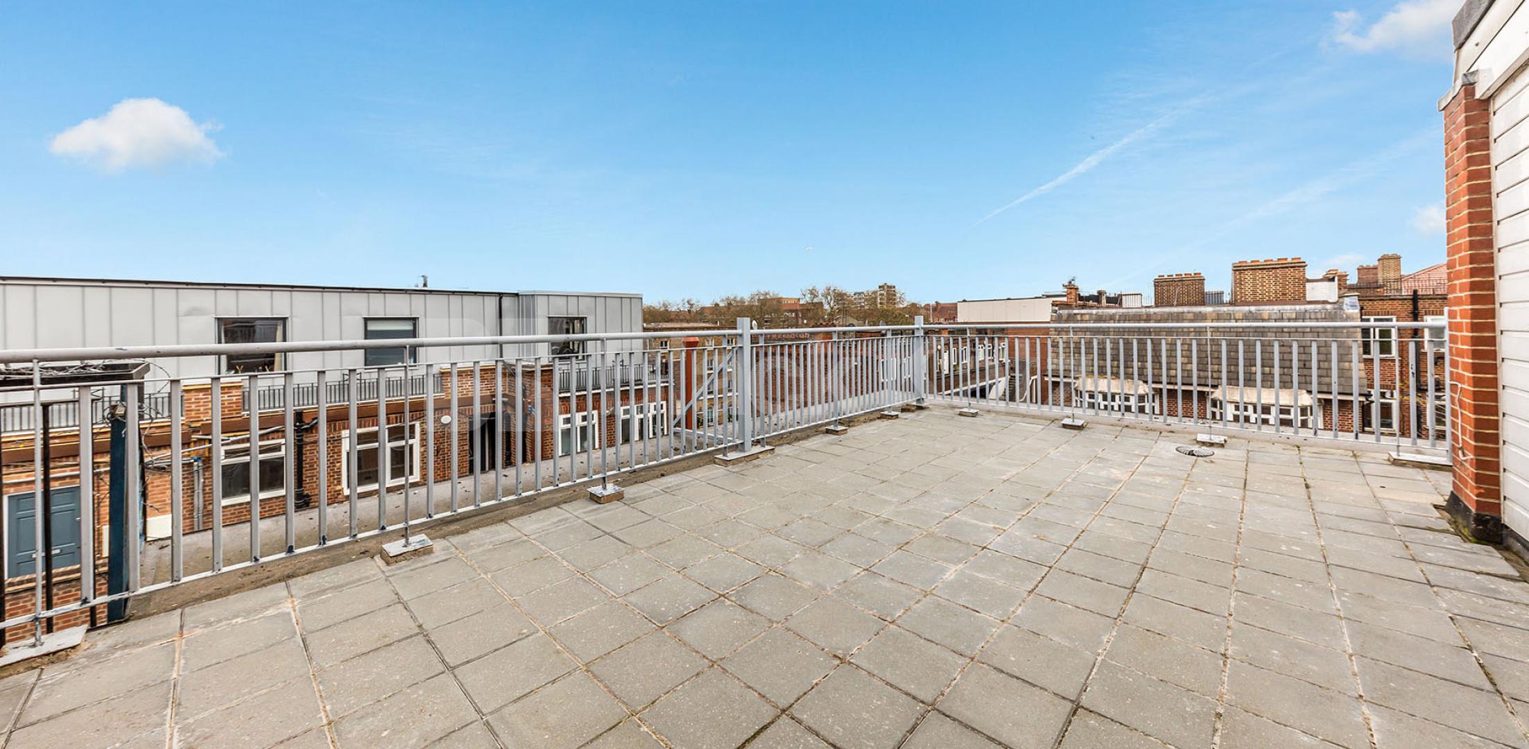 			NEWLY REFURBISHED 2 BEDROOM TWO BATHROOM, 2 Bedroom, 1 bath, 1 reception Apartment			  GROVE HOUSE-TUDOR ROAD,  HACKNEY-BETHNAL GREEN-LONDON FIELDS 