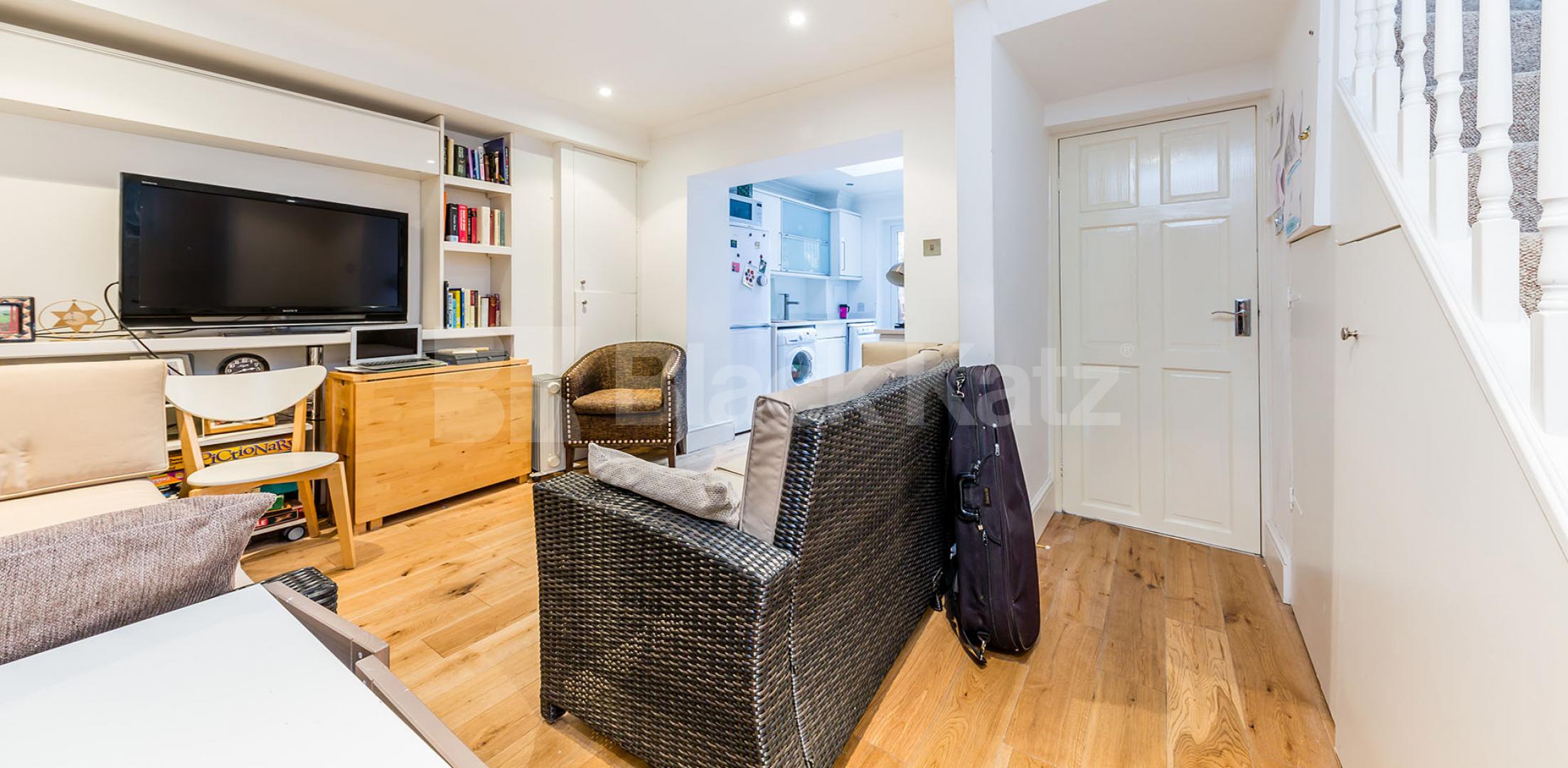 			New Instruction, 2 Bedroom, 1 bath, 1 reception Ground Floor Maisonette			 Elmore Street, ISLINGTON