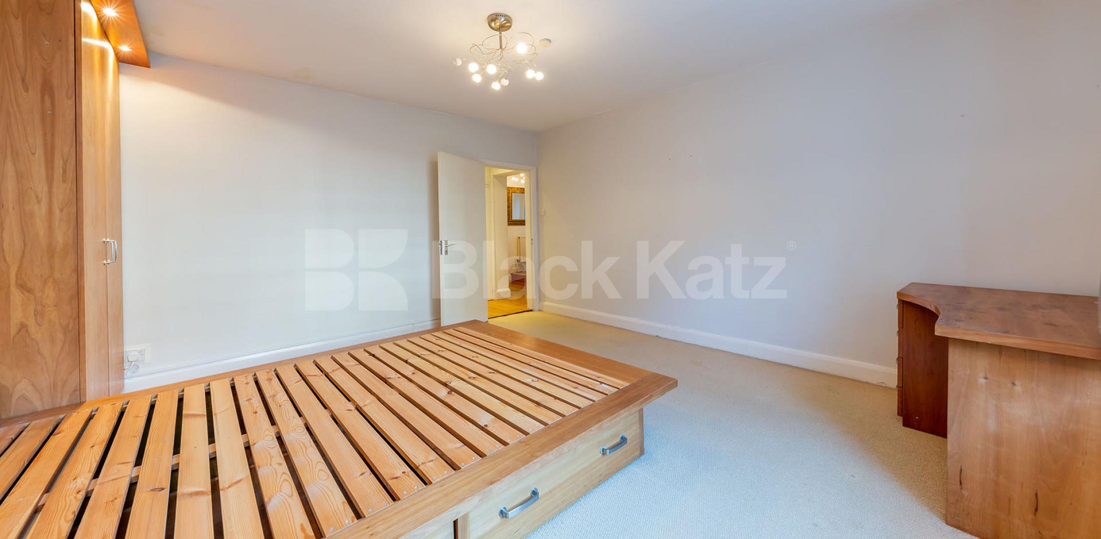 			New Instruction, 2 Bedroom, 1 bath, 1 reception Flat			 Highbury Hill, HIGHBURY N5