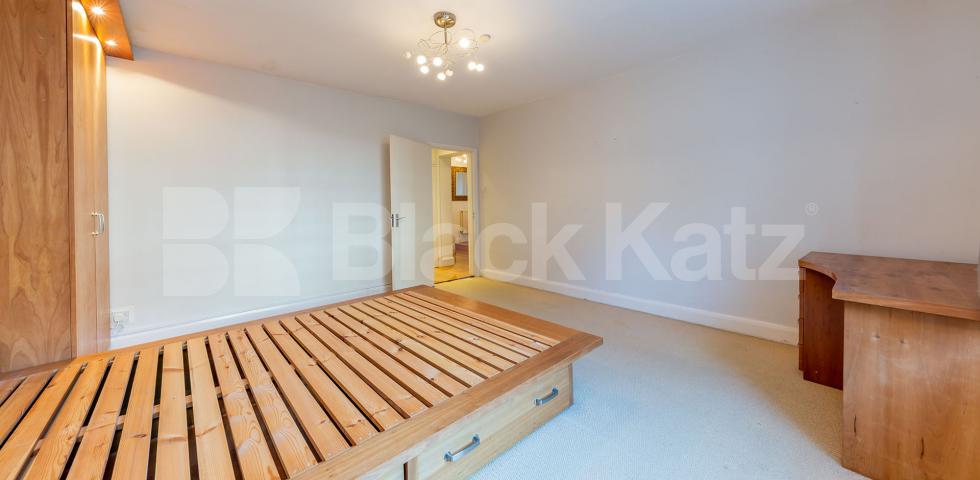 			New Instruction, 2 Bedroom, 1 bath, 1 reception Flat			 Highbury Hill, HIGHBURY N5