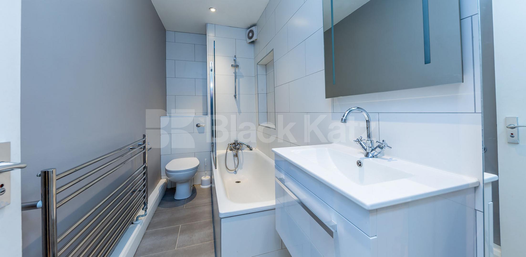 			New Instruction, 2 Bedroom, 1 bath, 1 reception Flat			 Highbury Hill, HIGHBURY N5