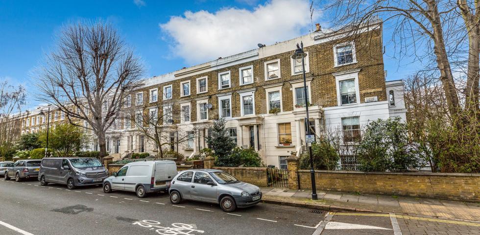 			New Instruction, 2 Bedroom, 1 bath, 1 reception Ground Floor Maisonette			 Elmore Street, ISLINGTON