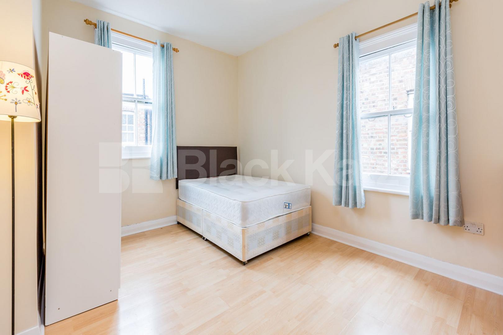 Located only a few minutes walk to Archway Station zone 2 Northern Line Holloway Road, Archway