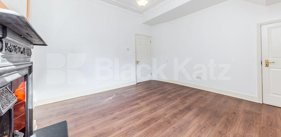 			NEW INSTRUCTION!, 2 Bedroom, 1 bath, 1 reception Apartment			 Horsell Road N5, HOLLOWAY-HIGHBURY ISLINGTON