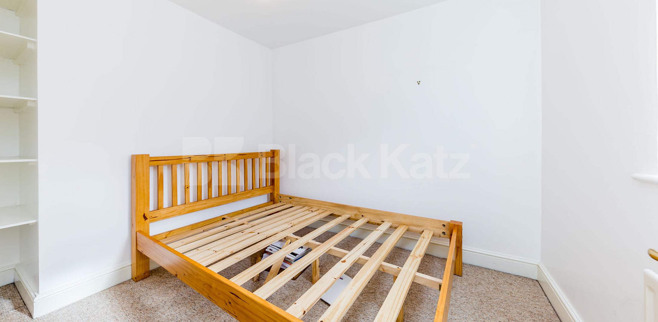 			NEW INSTRUCTION!, 2 Bedroom, 1 bath, 1 reception Apartment			 Horsell Road N5, HOLLOWAY-HIGHBURY ISLINGTON