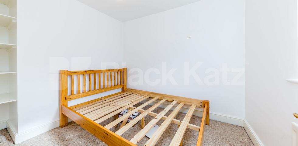 			NEW INSTRUCTION!, 2 Bedroom, 1 bath, 1 reception Apartment			 Horsell Road N5, HOLLOWAY-HIGHBURY ISLINGTON