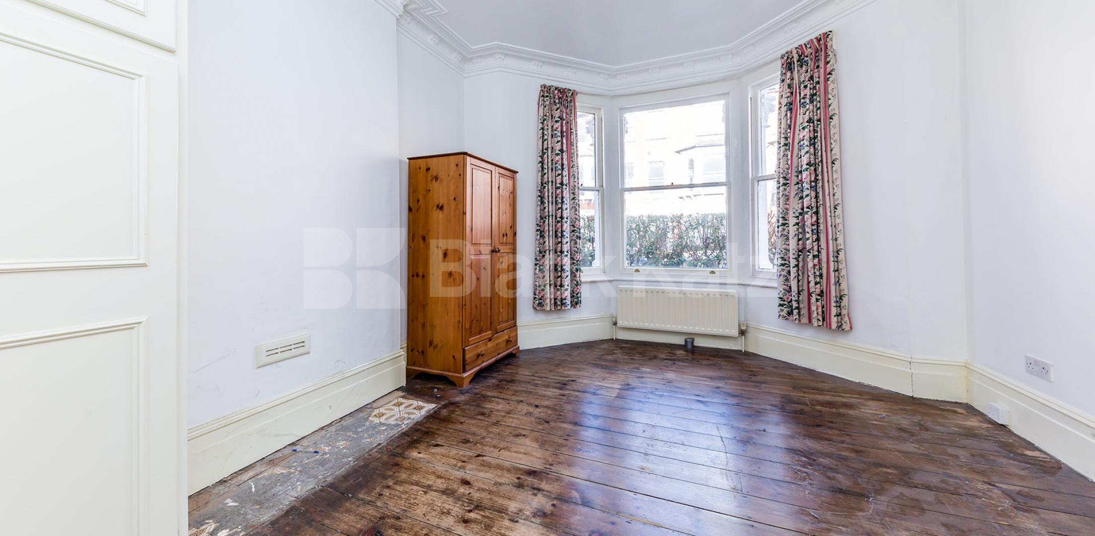 			NEW INSTRUCTION!, 2 Bedroom, 1 bath, 1 reception Apartment			 Horsell Road N5, HOLLOWAY-HIGHBURY ISLINGTON