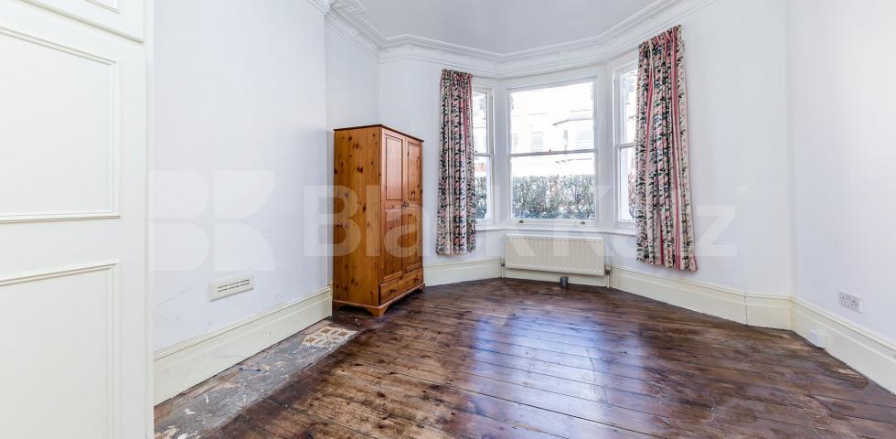 			NEW INSTRUCTION!, 2 Bedroom, 1 bath, 1 reception Apartment			 Horsell Road N5, HOLLOWAY-HIGHBURY ISLINGTON