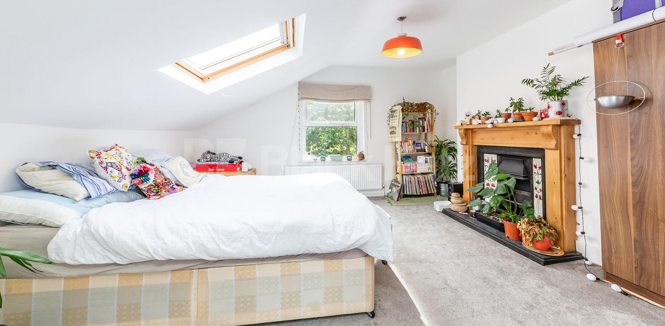 			3 Bedroom, 1 bath, 1 reception Flat			 Whittington Road, Bounds Green