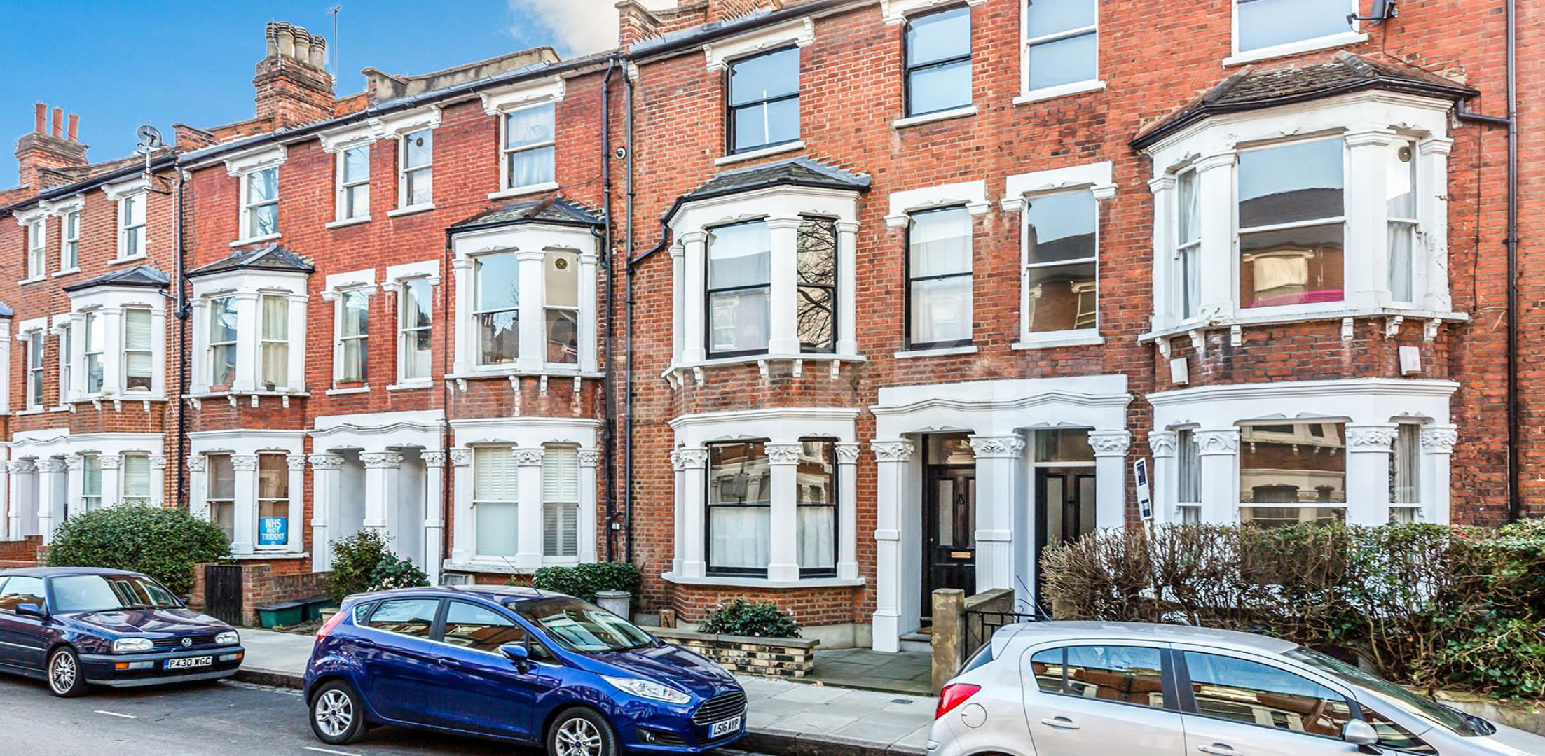 			NEW INSTRUCTION!, 2 Bedroom, 1 bath, 1 reception Apartment			 Horsell Road N5, HOLLOWAY-HIGHBURY ISLINGTON