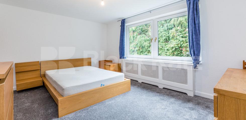 Spacious four double bedroom house with a garden Penderyn Way, Tufnell Park / Holloway