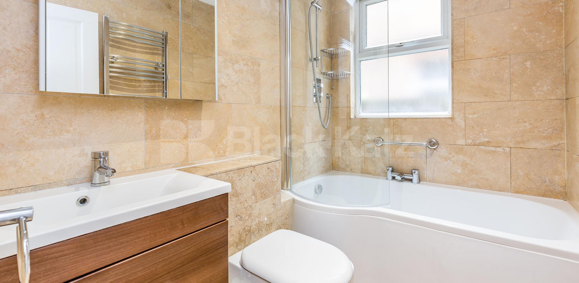 			2 Bedroom, 1 bath, 1 reception Ground Floor Flat			 Nightingale Lane, Crouch End/Hornsey