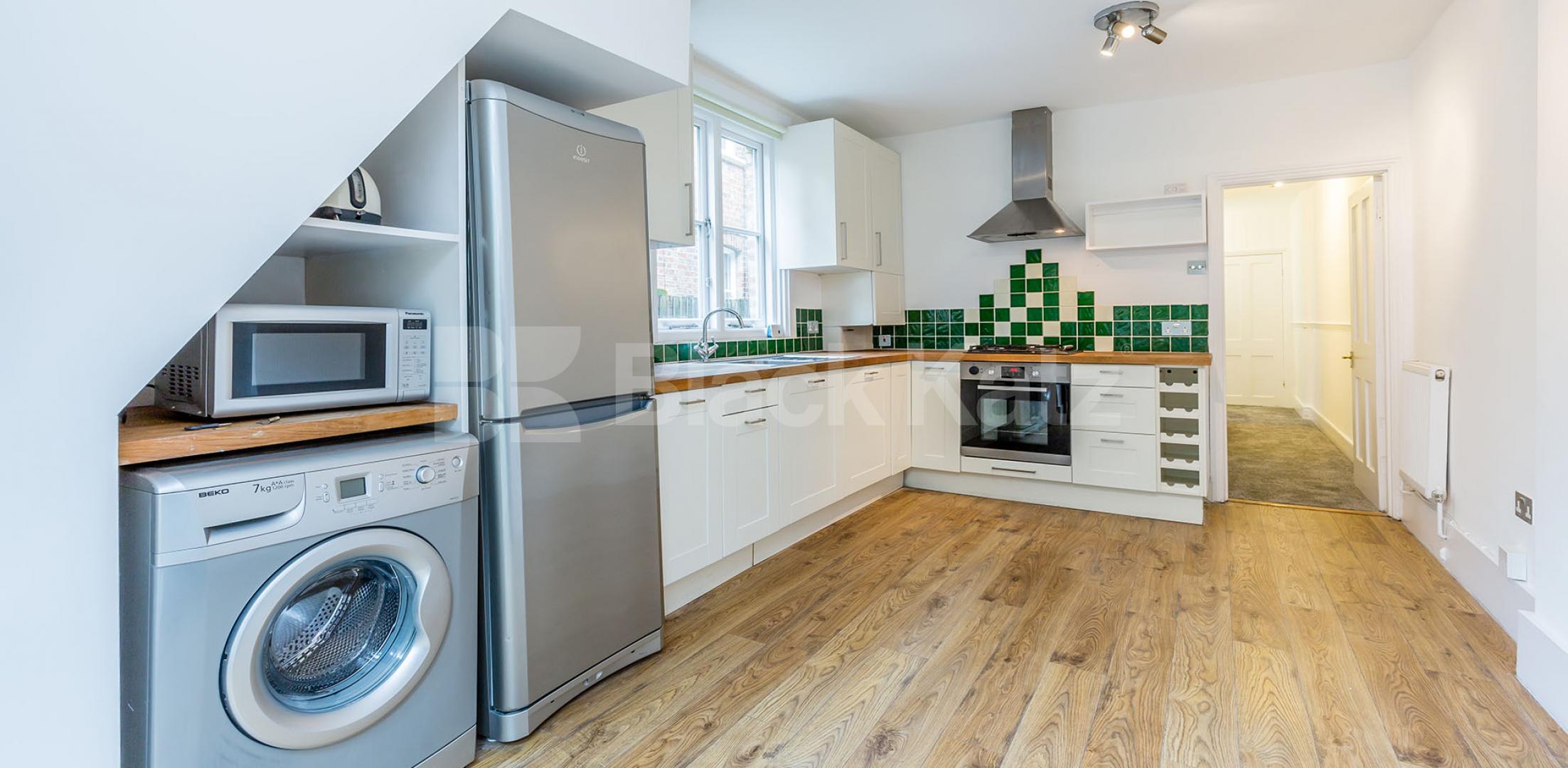 			2 Bedroom, 1 bath, 1 reception Ground Floor Flat			 Nightingale Lane, Crouch End/Hornsey