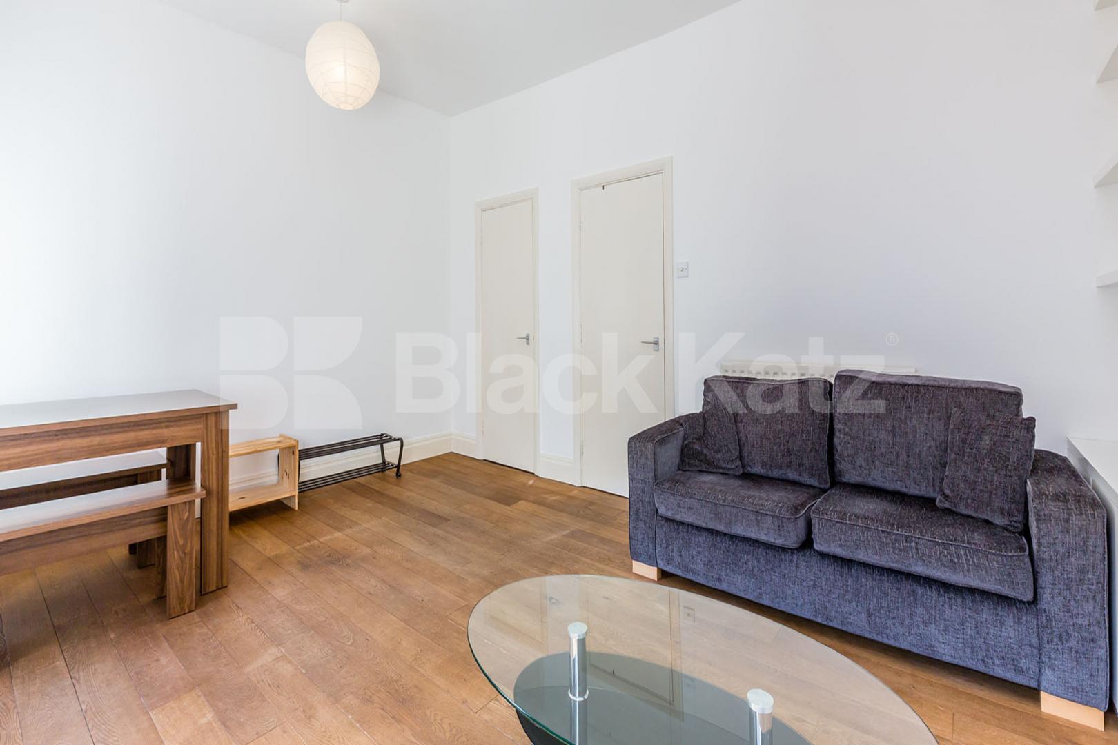 Located in Highbury is this lovely 1 bedroom split level property Benwell Road, Holloway
