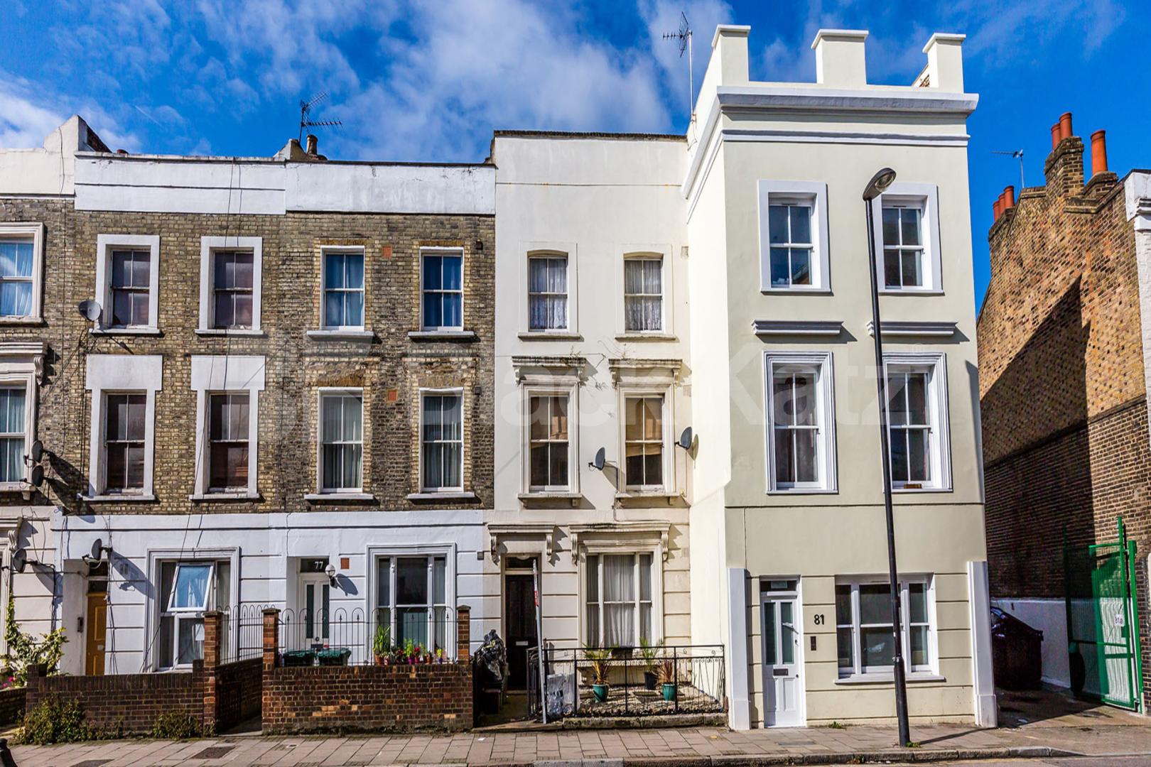 Located in Highbury is this lovely 1 bedroom split level property Benwell Road, Holloway