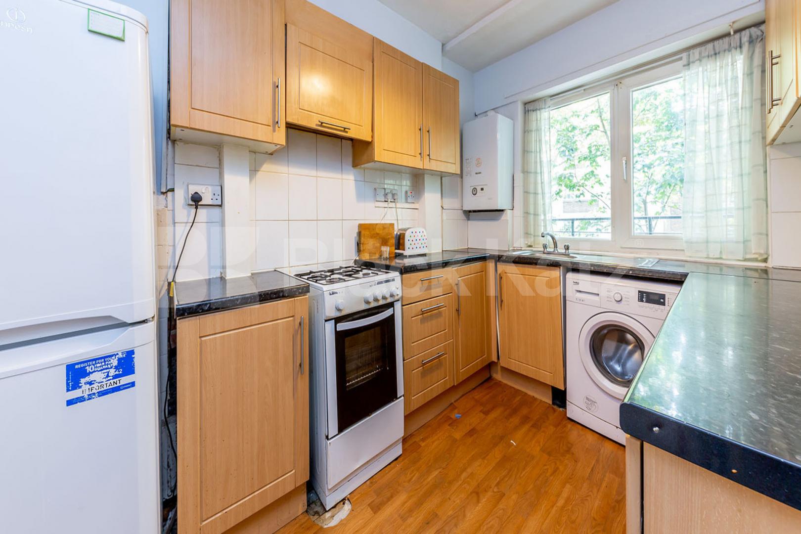 			4 Bedroom, 1 bath, 1 reception Flat			 Agdon Street, Clerkenwell