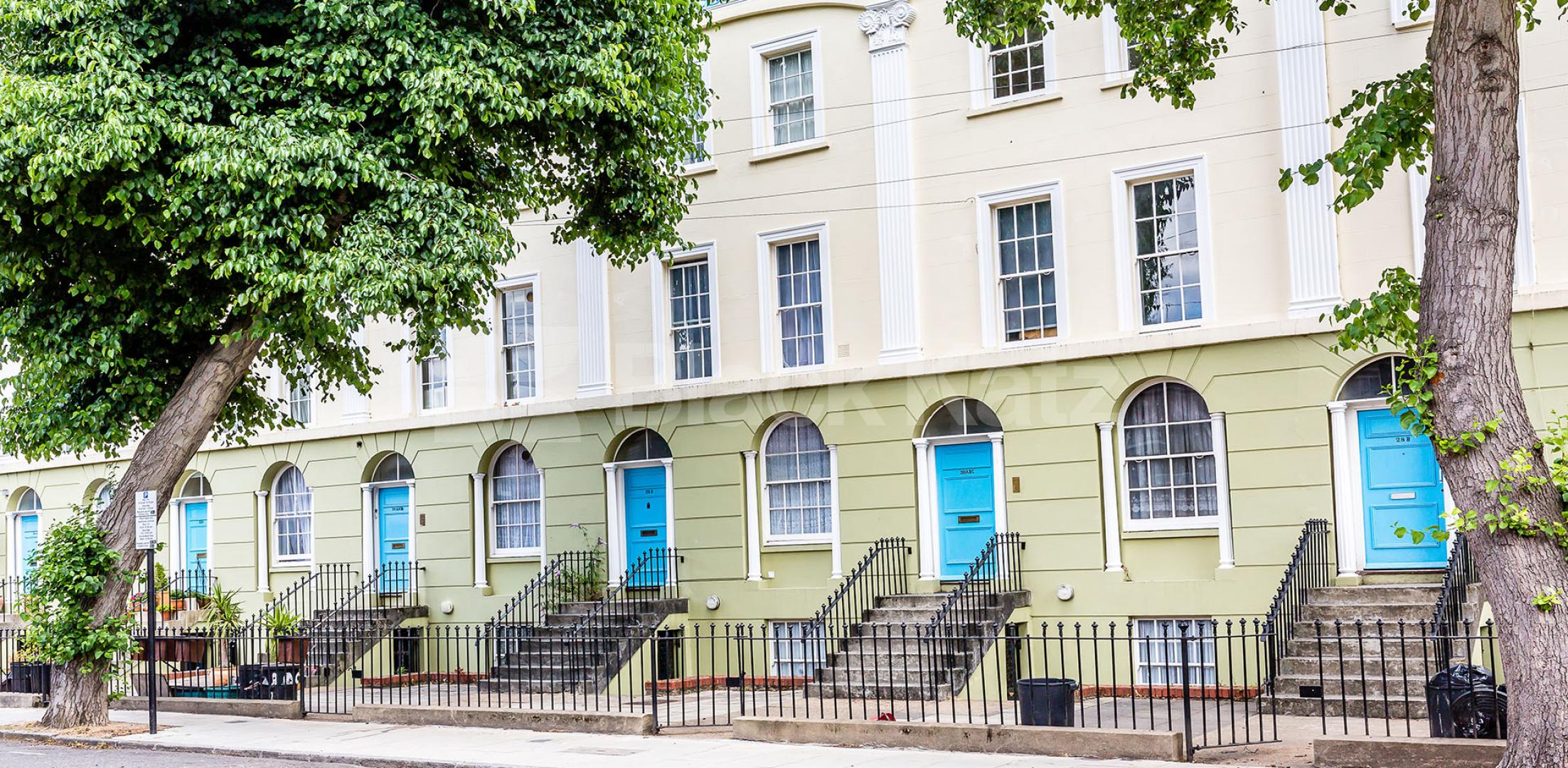 Located in a beautiful period building a bright and cosy 1 bedroom property Rotherfield Street, De Beauvoir