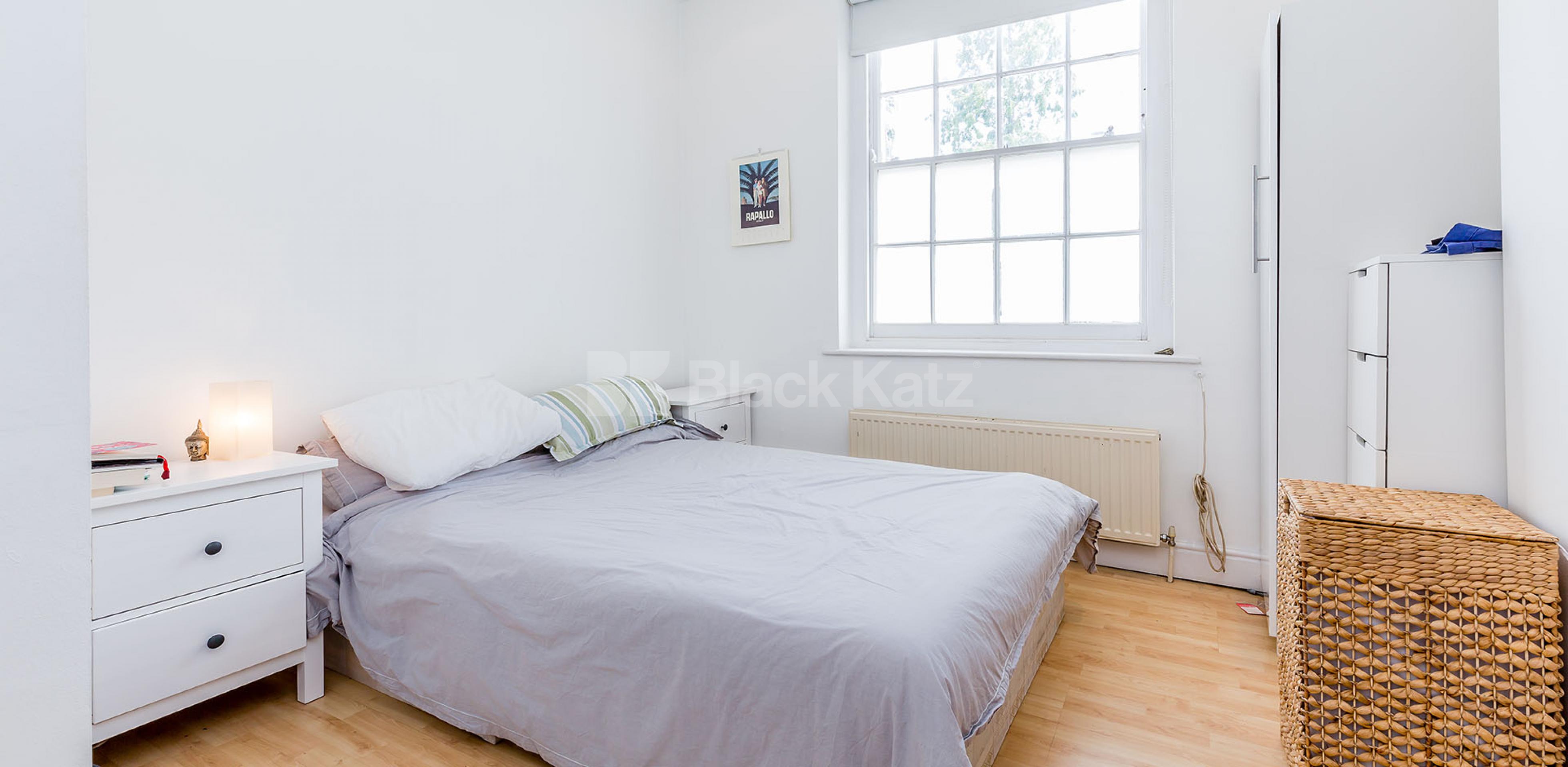 			1 Bedroom, 1 bath, 1 reception Apartment			 Thornhill Square, ISLINGTON/BARNSBURY n1
