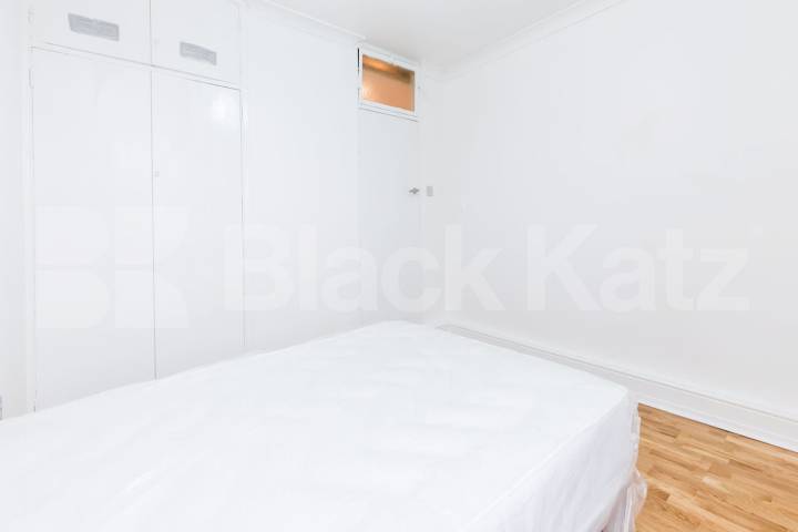 2 double bedroom property with balcony located in Holloway N7 Windsor Road, Holloway