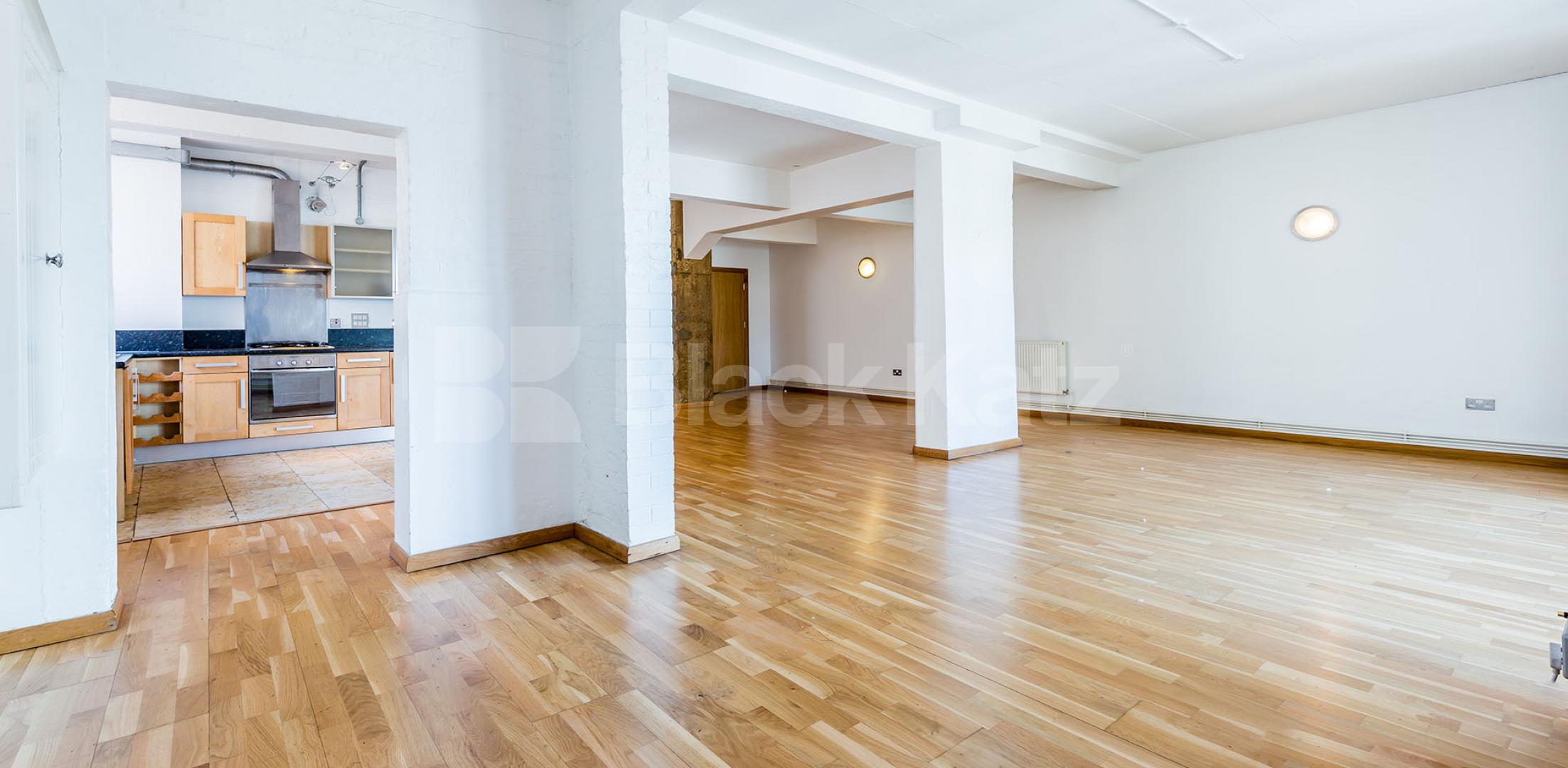 			STUNNING 1 BED WAREHOUSE APARTMENT, 1 Bedroom, 1 bath, 1 reception Flat			 ABILITY VIEW-KINGSLAND ROAD, DALSTON-HAGGERSTON