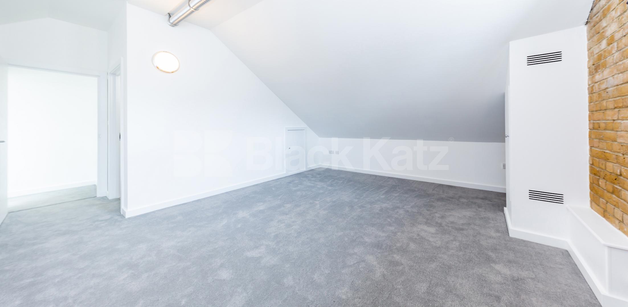 			2 Bedroom, 2 bath, 1 reception Apartment			 SPRINGFIELD HOUSE LOFTS-TYSSEN STREET, DALSTON/HAGGERSTON