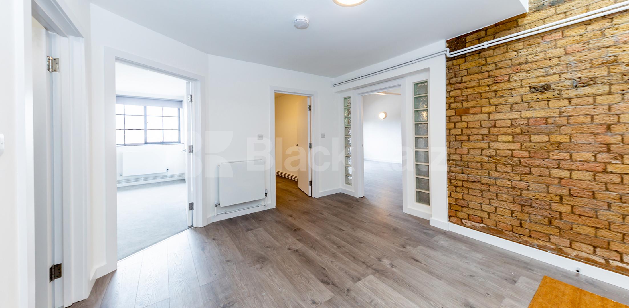 			2 Bedroom, 2 bath, 1 reception Apartment			 SPRINGFIELD HOUSE LOFTS-TYSSEN STREET, DALSTON/HAGGERSTON
