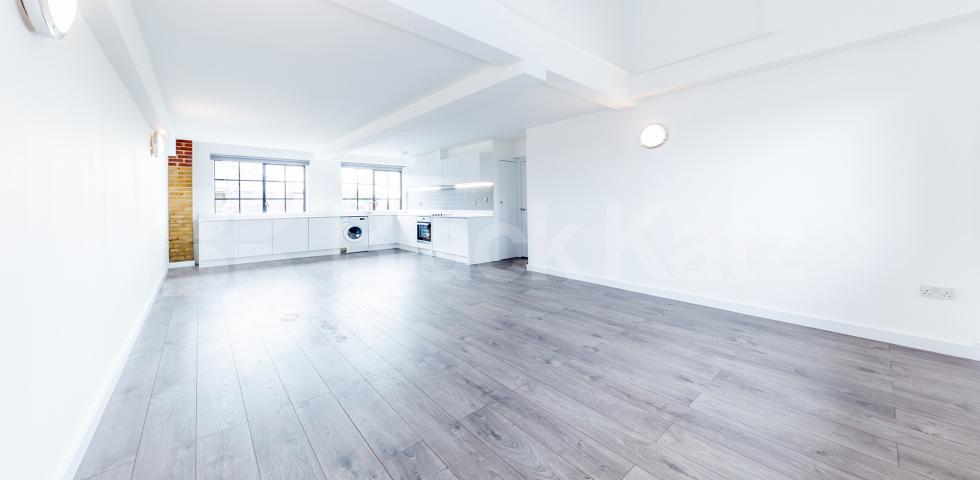 			4 Bedroom, 2 bath, 1 reception Apartment			 SPRINGFIELD HOUSE LOFTS-TYSSEN STREET, DALSTON/HAGGERSTON