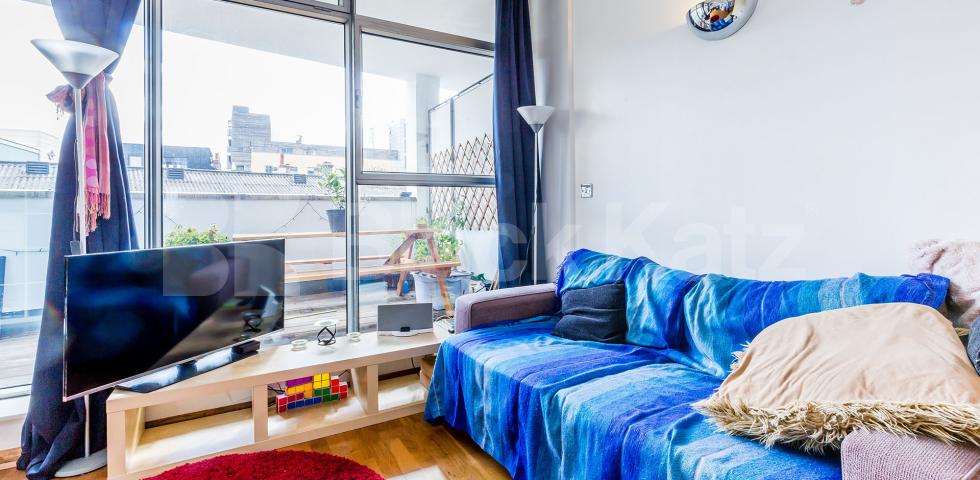 			STUNNING 1 BED WAREHOUSE APARTMENT, 1 Bedroom, 1 bath, 1 reception Flat			 ABILITY PLAZA-KINGSLAND ROAD, DALSTON/HAGGERSTON