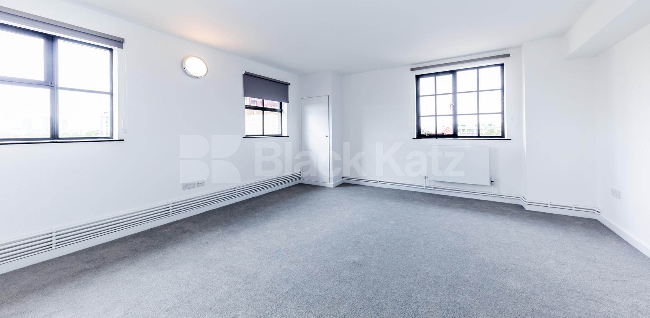 Cheerfully palatial 4 Bedroom Apartment in SPRINGFIELD HOUSE LOFTSTYSSEN STREET E8