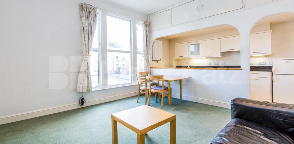 			BRIGHT AND SPACIOUS 1 BEDROOM APARTMENT, 1 Bedroom, 1 bath, 1 reception Flat			 Caledonian Road, KING'S CROSS-BARNSBURY-ISLINGTON