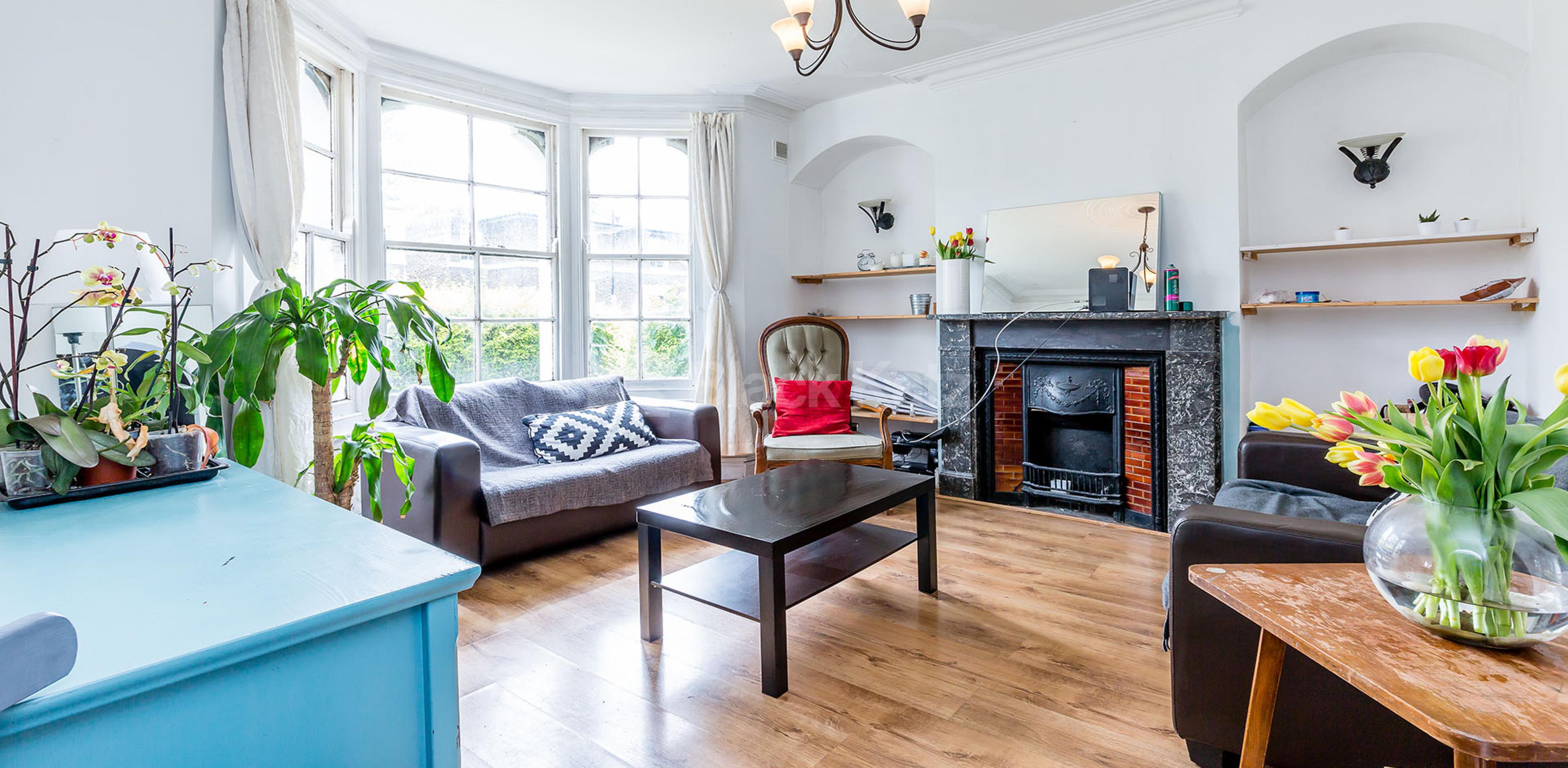 			BEAUTIFUL TWO BEDROOM GARDEN FLAT WITH STUDY/GUEST ROOM, 2 Bedroom, 1 bath, 1 reception Flat			 Hertford Road, DE BEAUVOIR-DALSTON-HAGGERSTON N1
