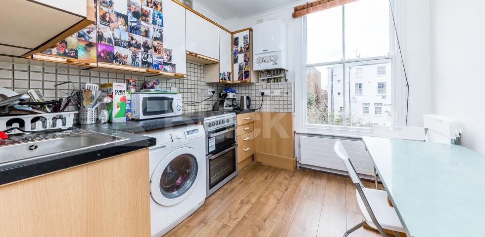 			GOOD FOR 4 SHARERS & MINS TO TUBE!, 3 Bedroom, 1 bath, 1 reception Flat			 Beacon Hill, CALEDONIAN ROAD