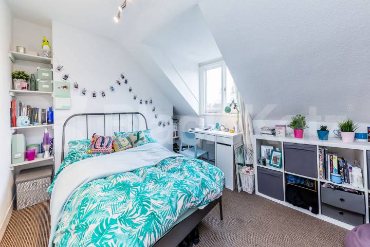 perfect for 4 sharers, located in the sought after area of Hillmarton  Beacon Hill, Hillmarton Conservation Area 