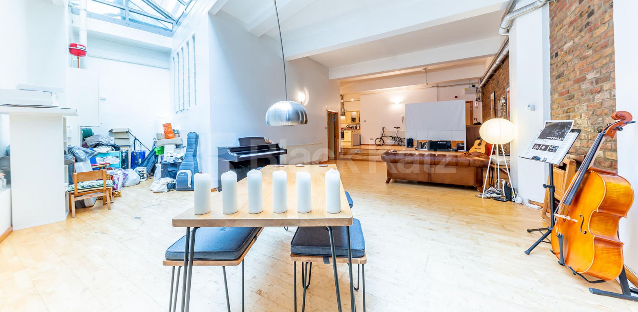 			1 Bedroom, 1 bath, 1 reception Apartment			 EAGLE HOUSE-EAGLE WHARF ROAD, CANONBURY-OLD STREET