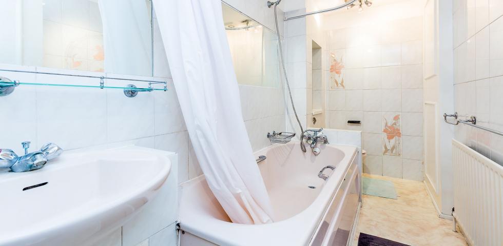 			3 Bedroom, 2 bath, 1 reception Flat			 The Causeway, East Finchley