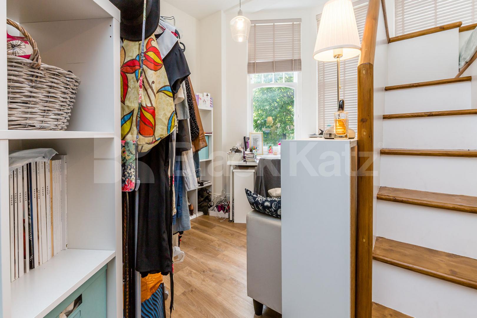 			Studio Apartment, 1 bath, 1 reception Apartment			 Fortis Green Road, Muswell Hill