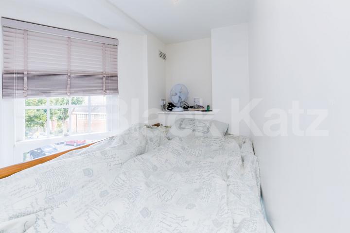 			Studio Apartment, 1 bath, 1 reception Apartment			 Fortis Green Road, Muswell Hill