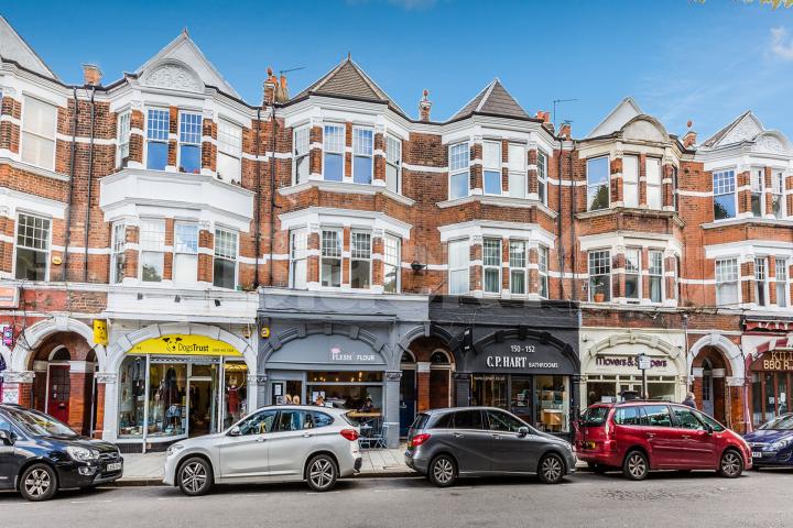 			Studio Apartment, 1 bath, 1 reception Apartment			 Fortis Green Road, Muswell Hill