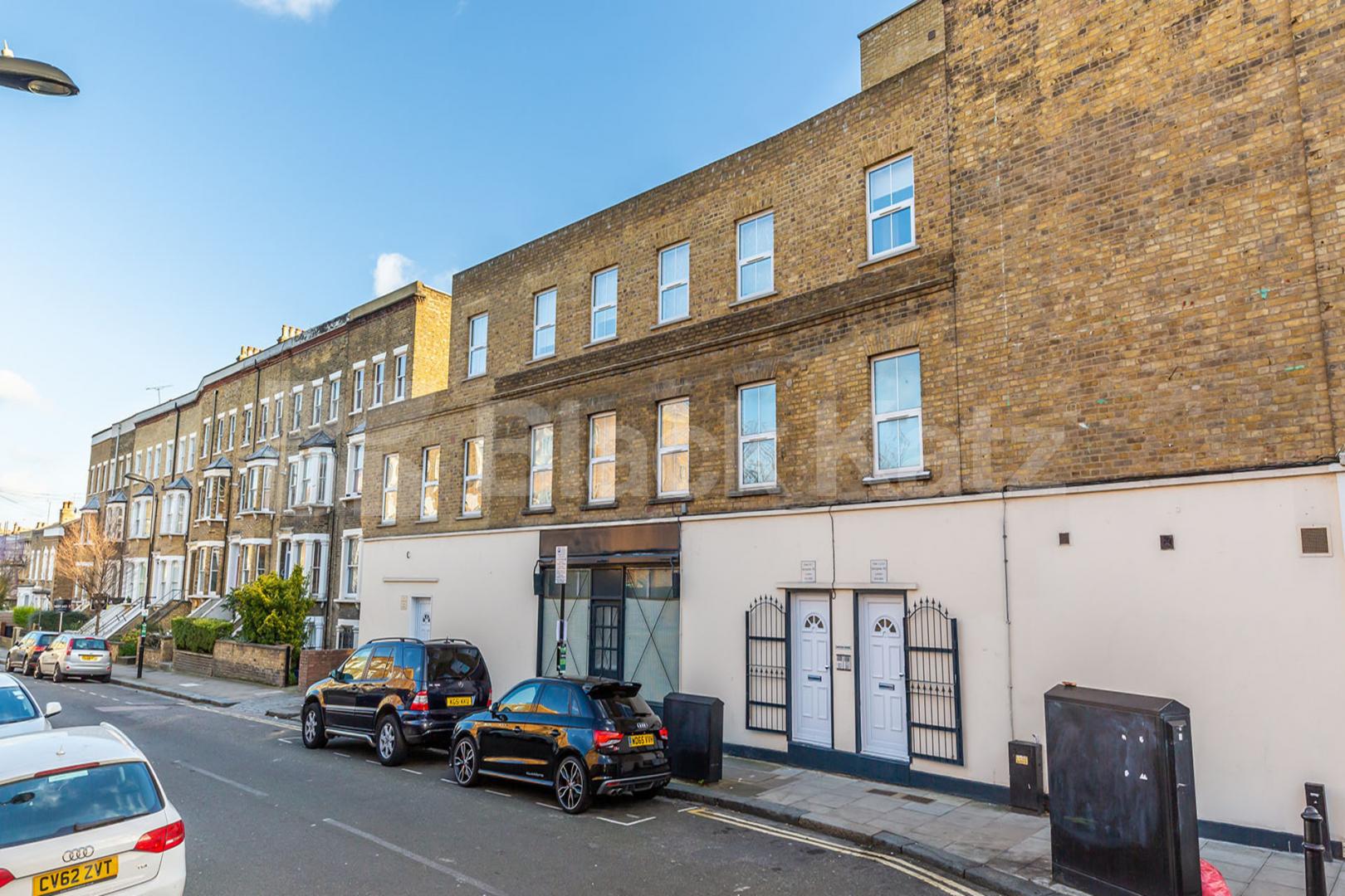 one bedroom with an additional room to be used as a study  Springdale Road, Stoke Newington