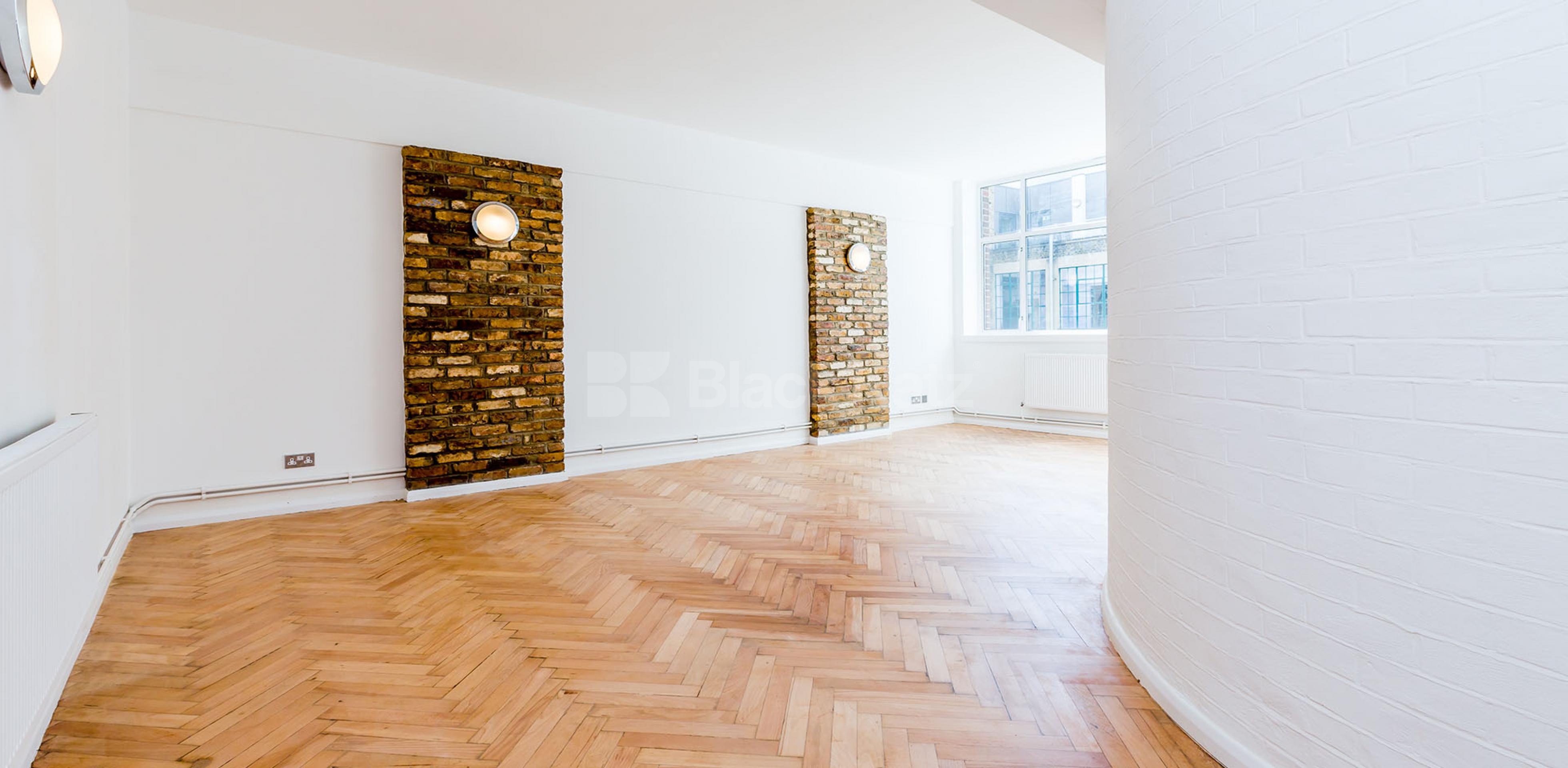 			SPACIOUS THREE BEDROOM LIVE/WORK WAREHOUSE CONVERSION, 3 Bedroom, 1 bath, 1 reception Flat			 GROVE HOUSE-TUDOR ROAD, HACKNEY-BETHNAL GREEN-LONDON FIELDS E9