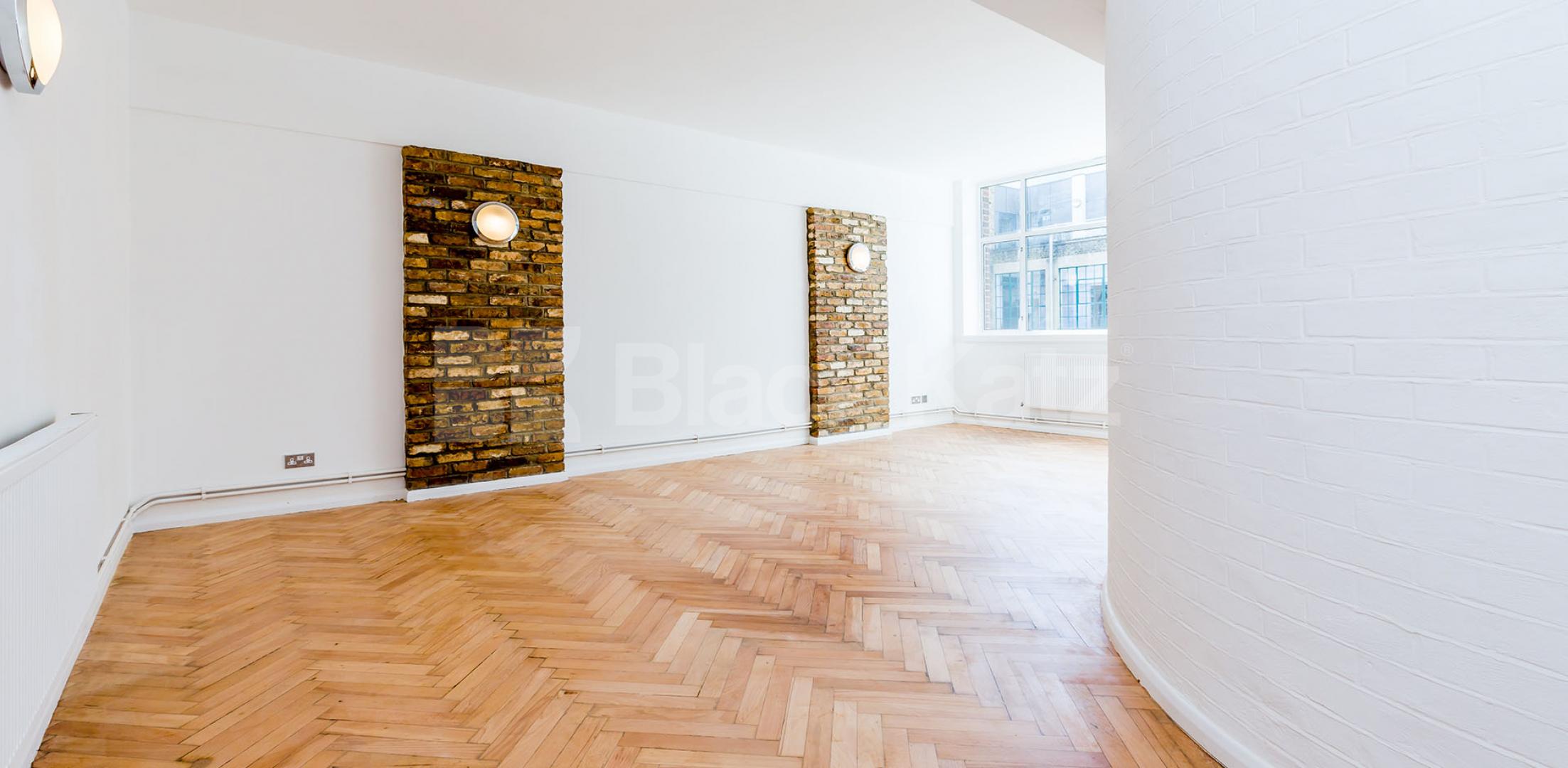 			SPACIOUS THREE BEDROOM LIVE/WORK WAREHOUSE CONVERSION, 3 Bedroom, 1 bath, 1 reception Flat			 GROVE HOUSE-TUDOR ROAD, HACKNEY-BETHNAL GREEN-LONDON FIELDS