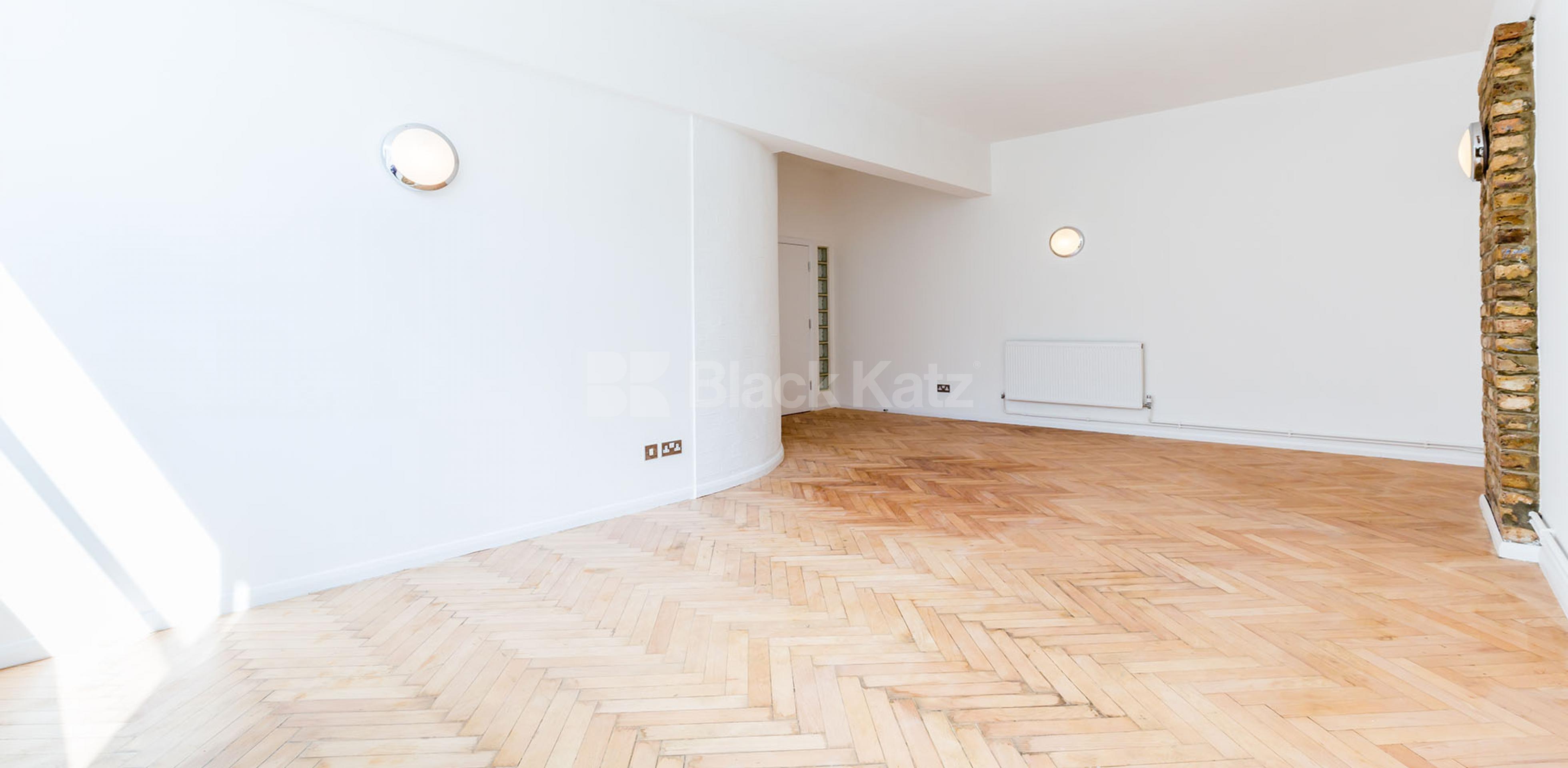 			SPACIOUS THREE BEDROOM LIVE/WORK WAREHOUSE CONVERSION, 3 Bedroom, 1 bath, 1 reception Flat			 GROVE HOUSE-TUDOR ROAD, HACKNEY-BETHNAL GREEN-LONDON FIELDS E9