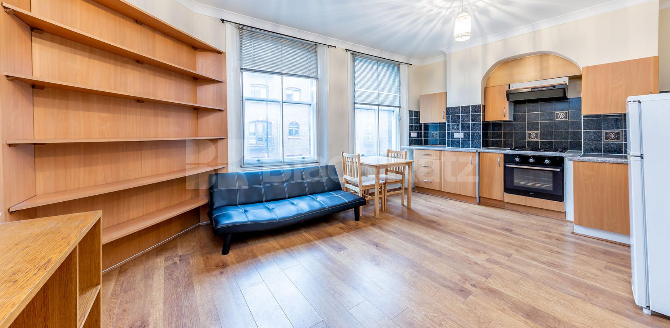 			LOCATION LOCATION LOCATION !!!, 1 Bedroom, 1 bath, 1 reception Flat			 Goswell Road, ANGEL