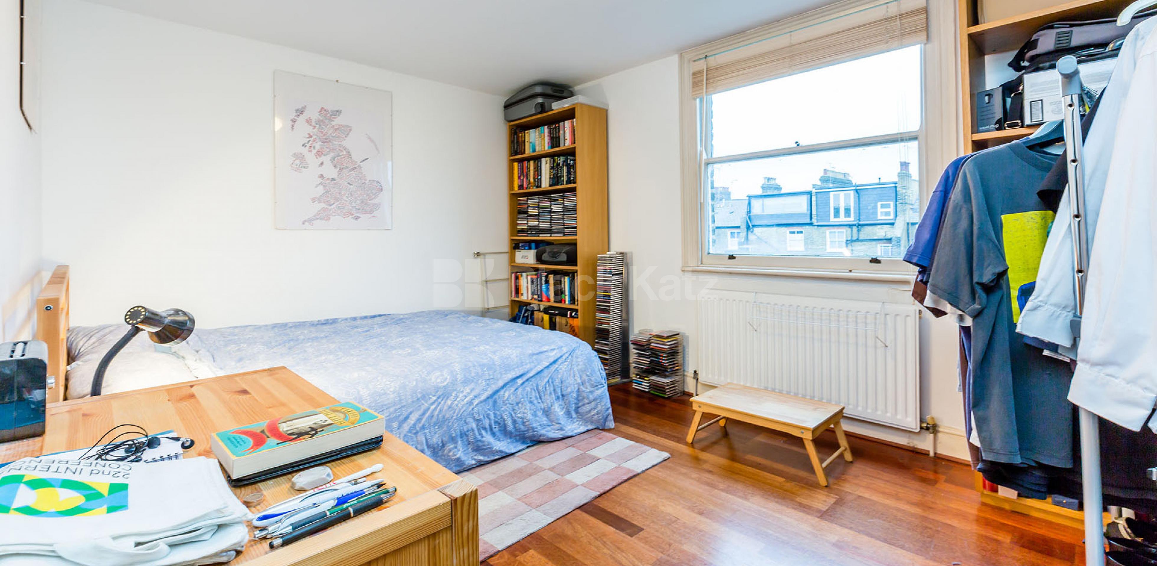 			1 Bedroom, 1 bath, 1 reception Apartment			 Axminster Road, HOLLOWAY N7