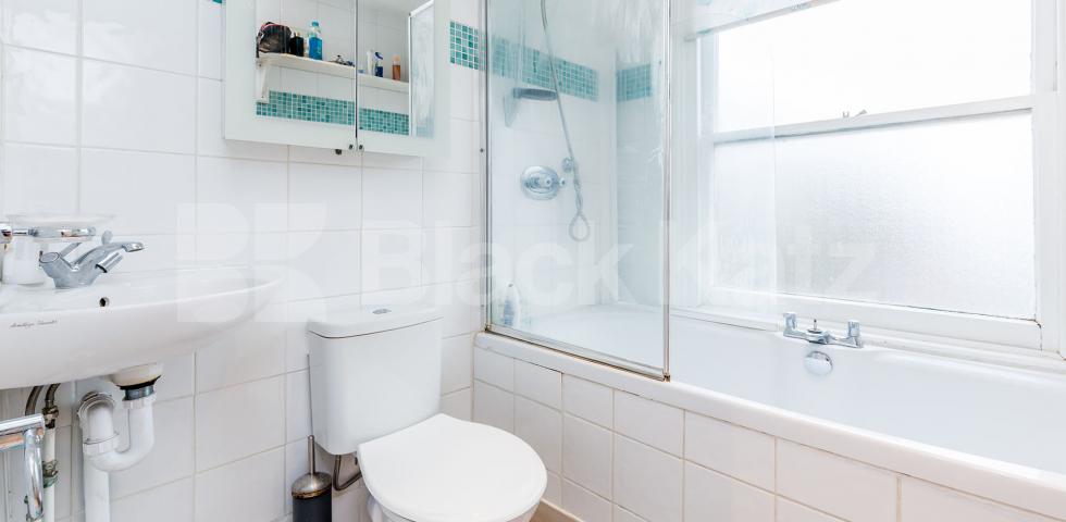 			D, 2 Bedroom, 1 bath, 1 reception Flat			 Middle Lane, Crouch End